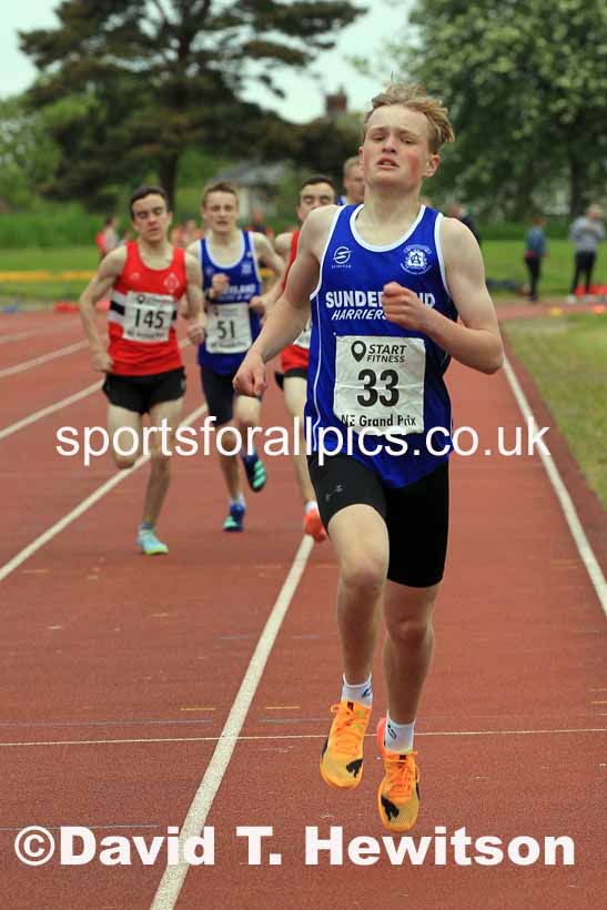 800 metres, NEGP 2, Monkton. Photo: David T. Hewitson/Sports for All Pics